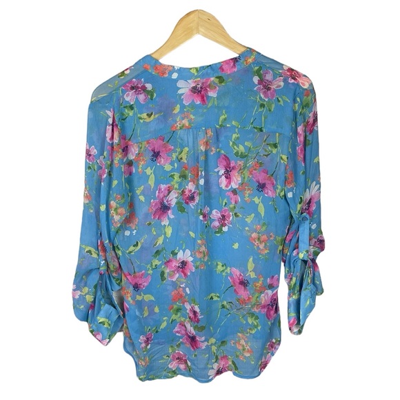 WS310 Women’s Kut from the Kloth Floral Button Down Blouse Top M - Picture 3 of 4